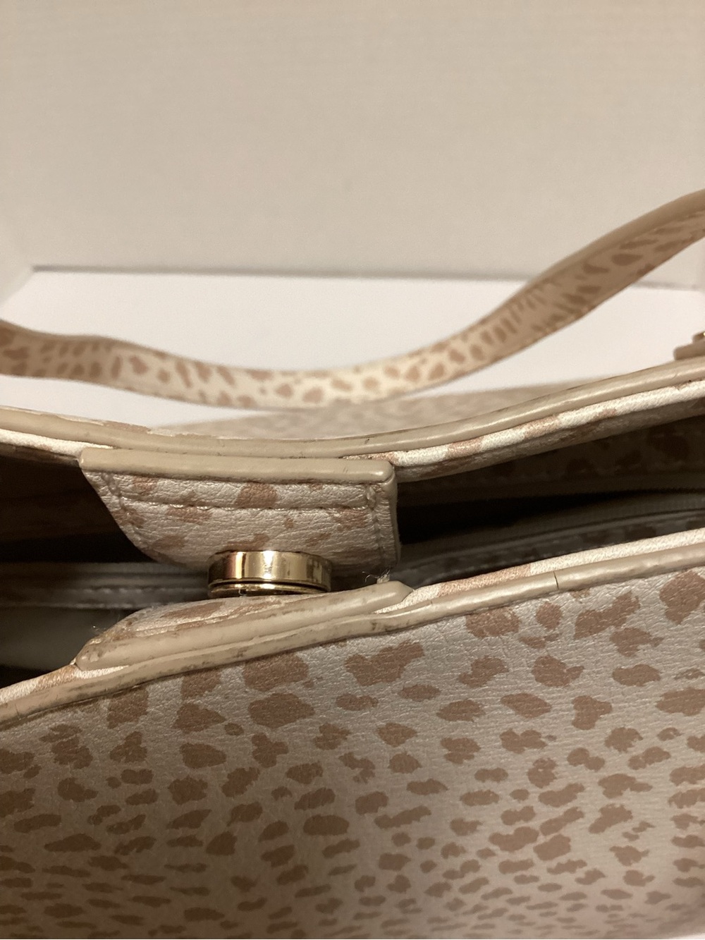 INC International Concepts Cream and Beige Animal Print Tote - Picture 13 of 14